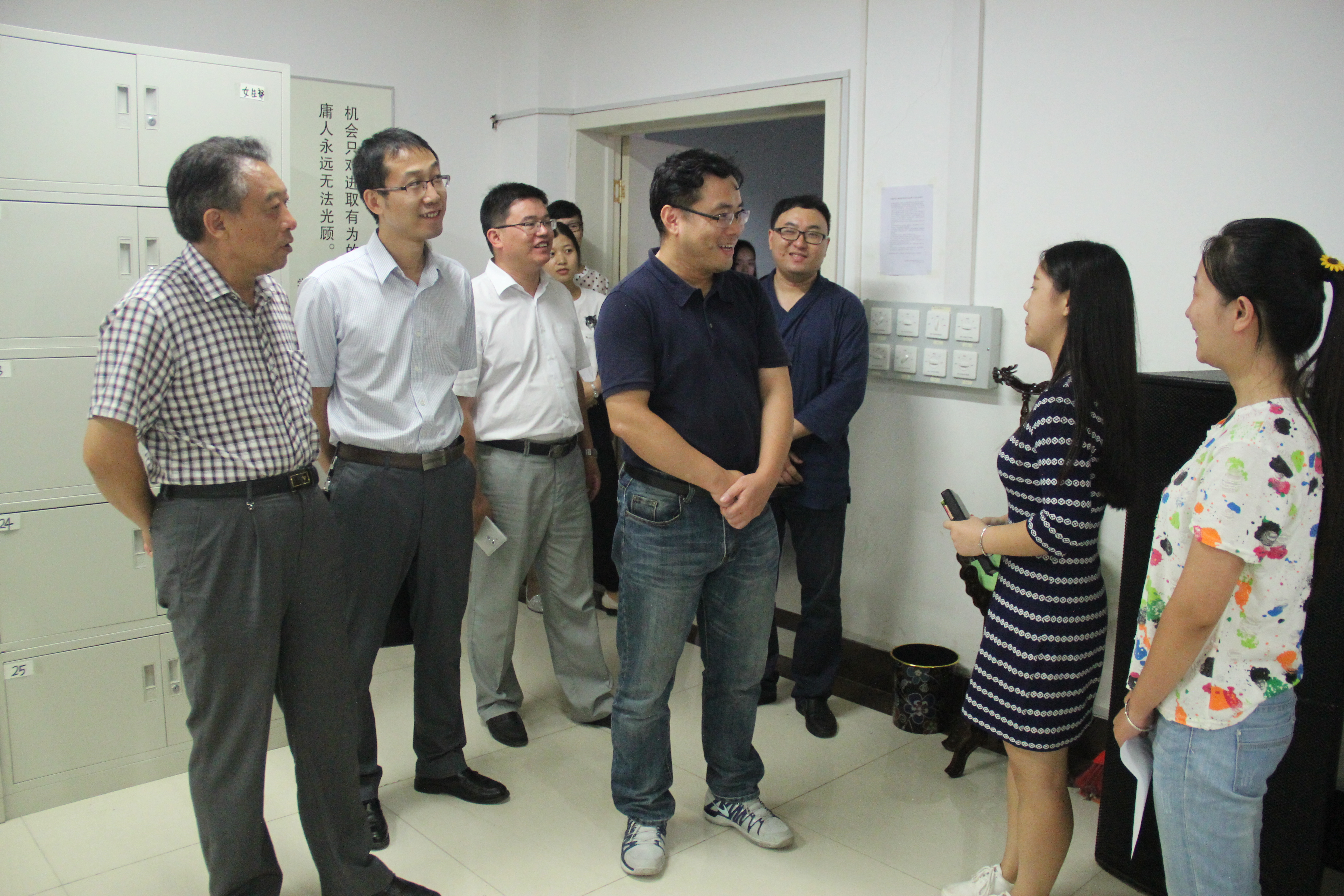新乡红旗区委员会书记李恒一行来新联学院开展大学生创新创业调研活动