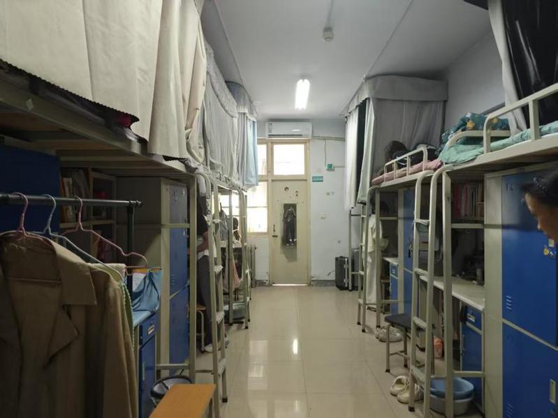 商学院“一站式”学生社区开展“凝心扫...