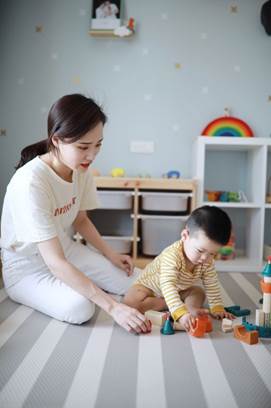 最近妈妈陪我有点儿多啊