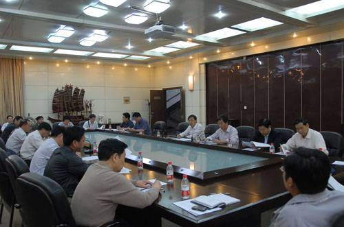 我校召开争创全国文明单位推进会