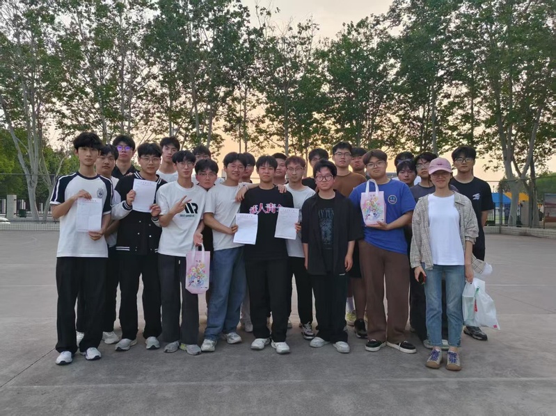 材料科学与工程学院举办“‘材’...