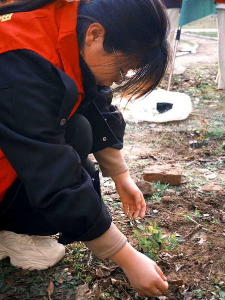 商学院开展“我是身边活雷锋”线上打卡...