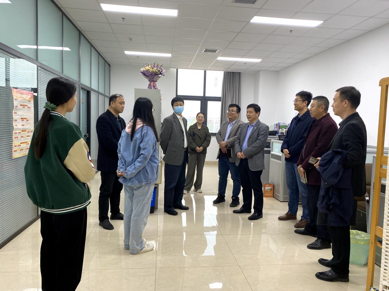 版权所有08河南师范大学水产学院地址:河南省新乡市建设东路46号
